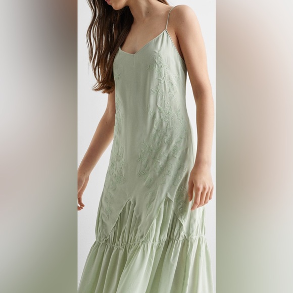 Mango Embroidered long dress NWT - Picture 2 of 6